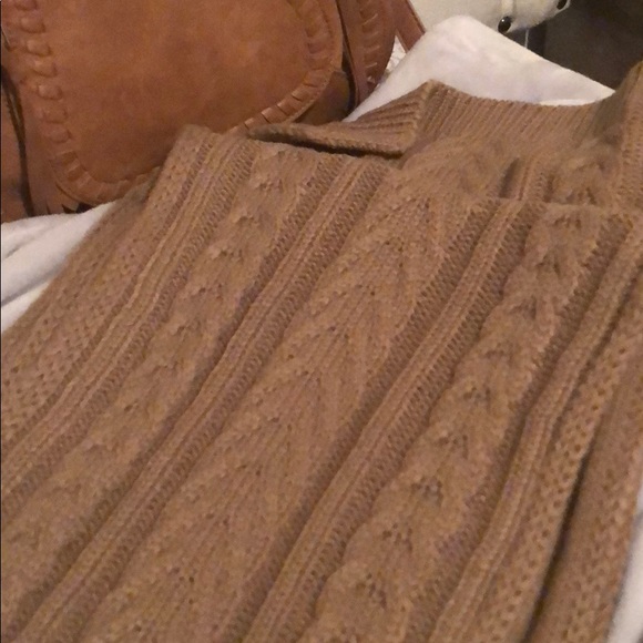 Authentic Michael Kors Scarf - Picture 3 of 3